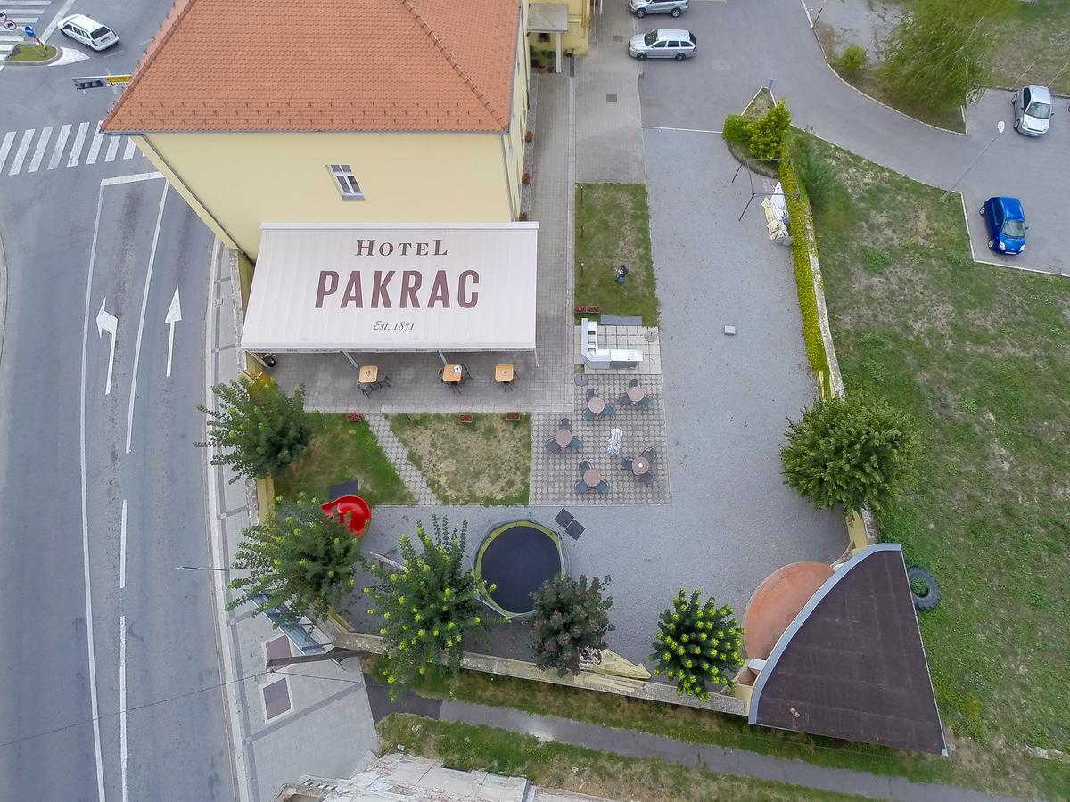 Hotel Pakrac 外观 照片