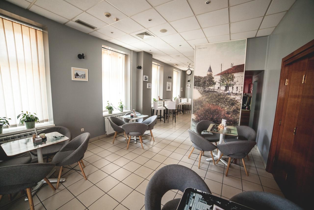 Hotel Pakrac 外观 照片