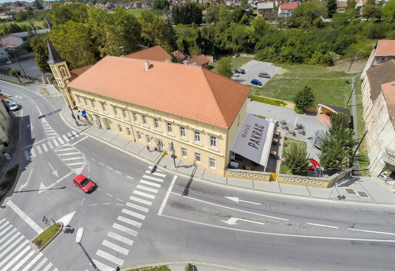 Hotel Pakrac 外观 照片